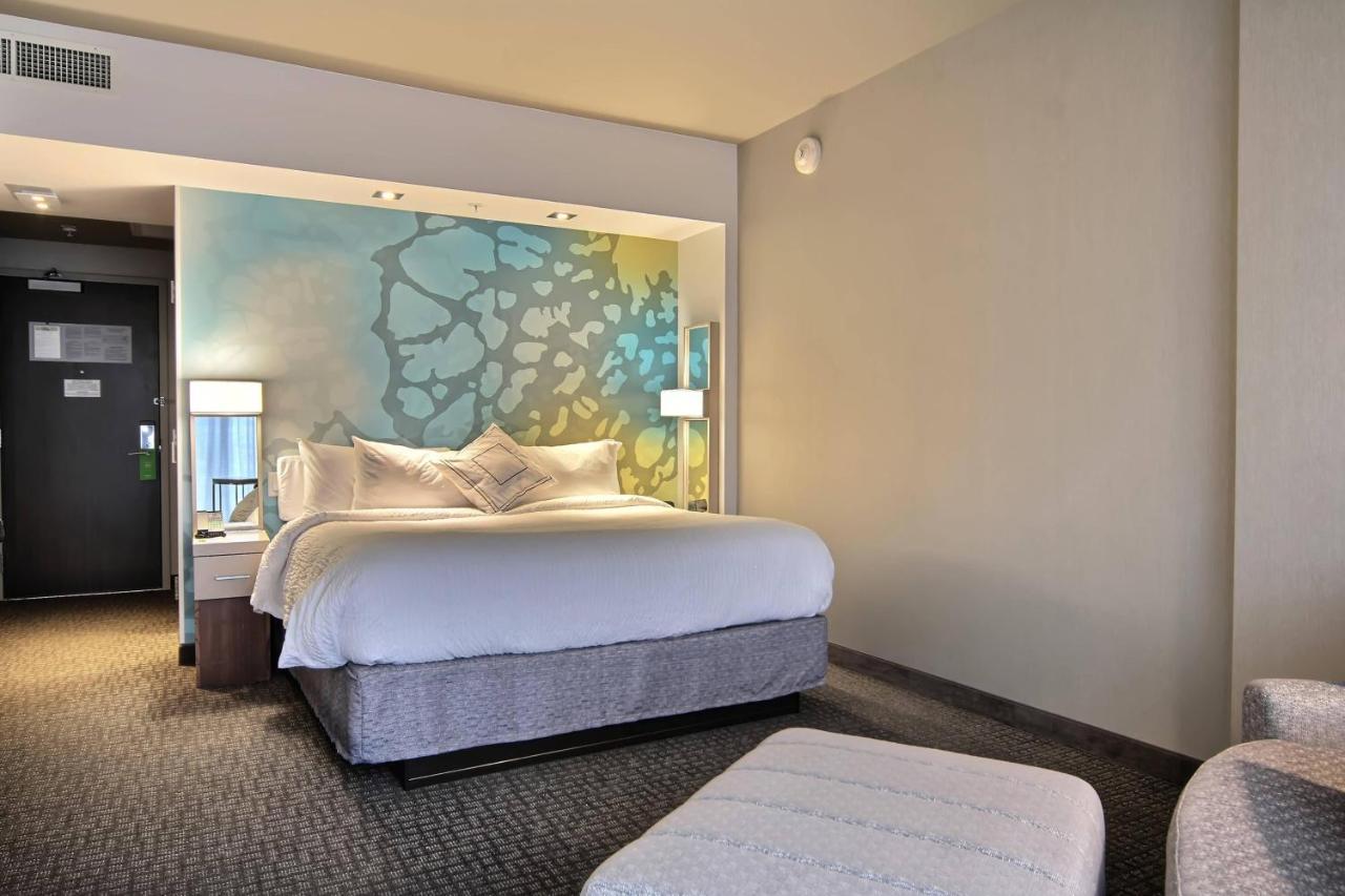 Hotel Courtyard By Marriott Quebec City 4*