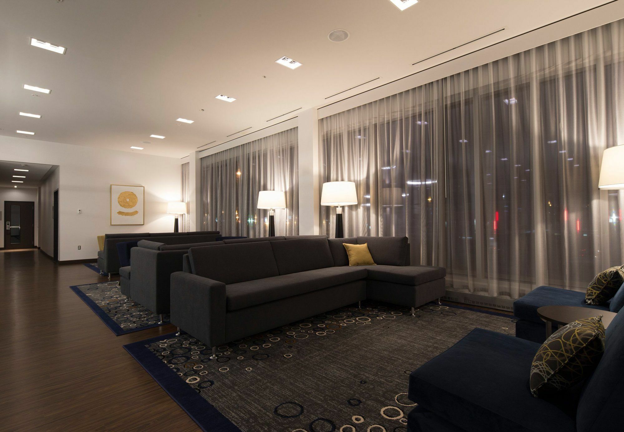Courtyard By Marriott Quebec City Hotel